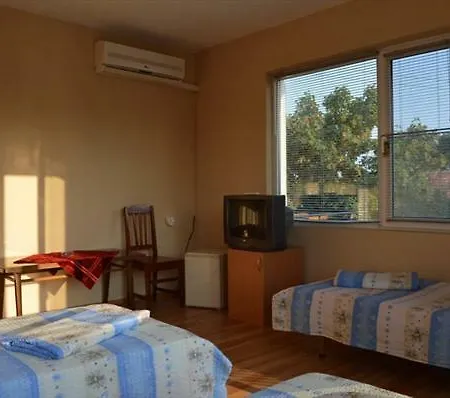 Guest house 