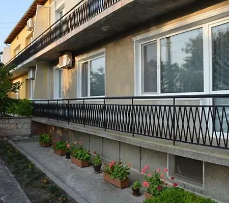 Guest house 
